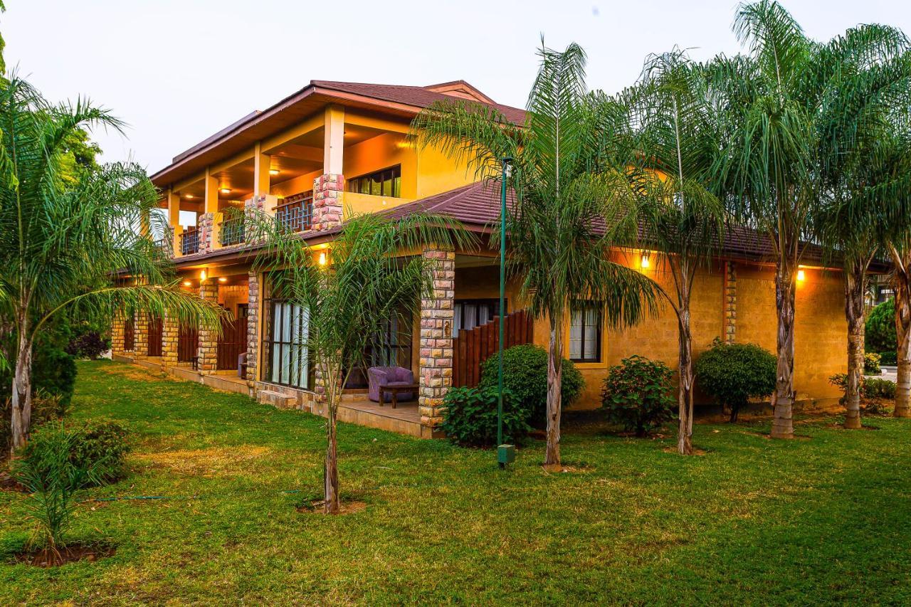 Lake Bogoria Spa Resort Marigat Extérieur photo